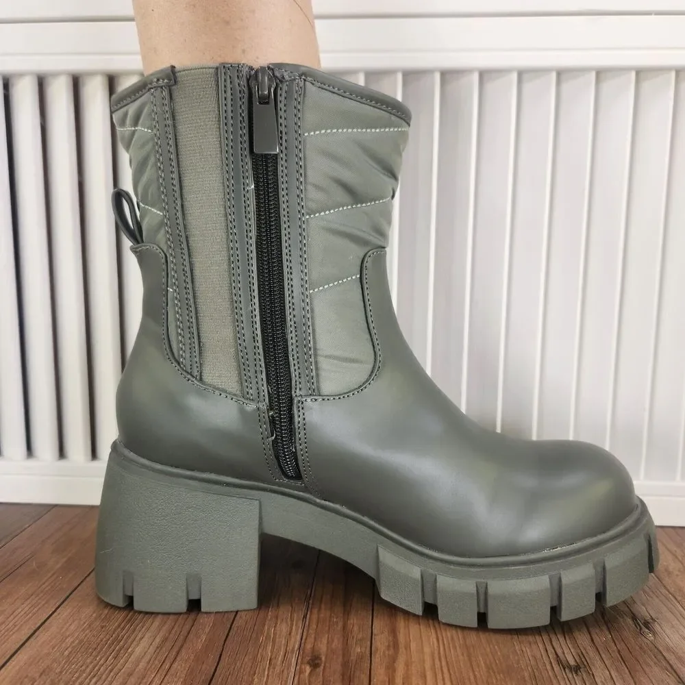 Torrid Chunky Boots Womens Sz 7.5WW Wide Olive Green Rubber Ankle Zip Up Booties
